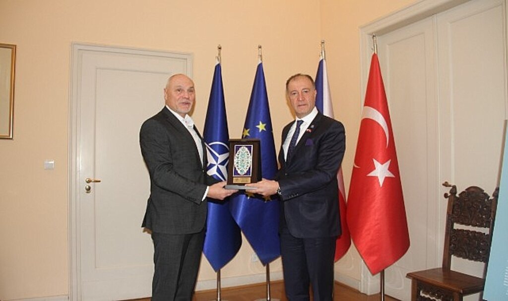 Çek Cumhuriyeti Ankara Büyükelçisi Vacek: 