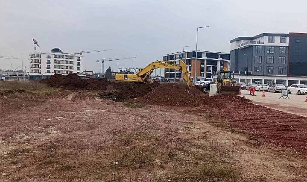 Kartepe Kent Meydanı'na otopark