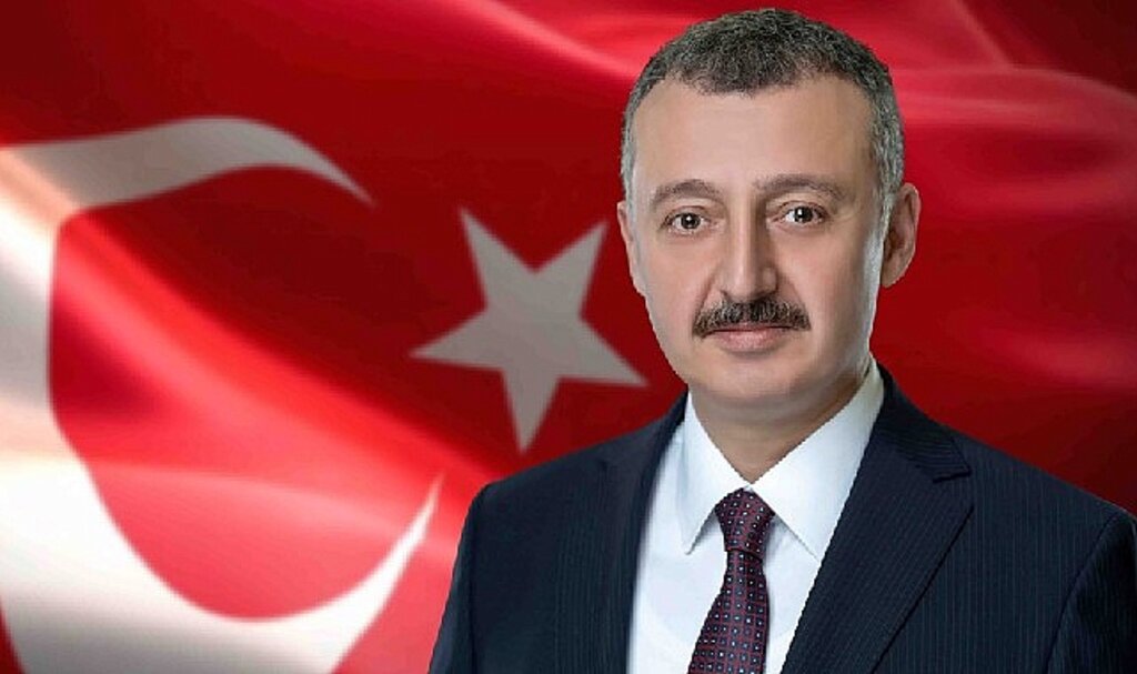 Kocaeli Büyükşehir Belediye Başkanı Tahir Büyükakın Çalışan Gazeteciler Gününü kutladı