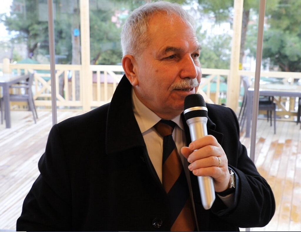 İLKADIM'IN 50 KİŞİLİK YARDIM EKİBİ DEPREM BÖLGESİNDEN İLÇEYE DÖNÜŞ YAPTI