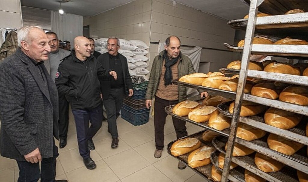 Başkan Soyer'den Cevdetiye ve Yarbaşı belediyelerine ziyaret İzmir Yarbaşı'nın fıstığıyla üreticiye destek olacak