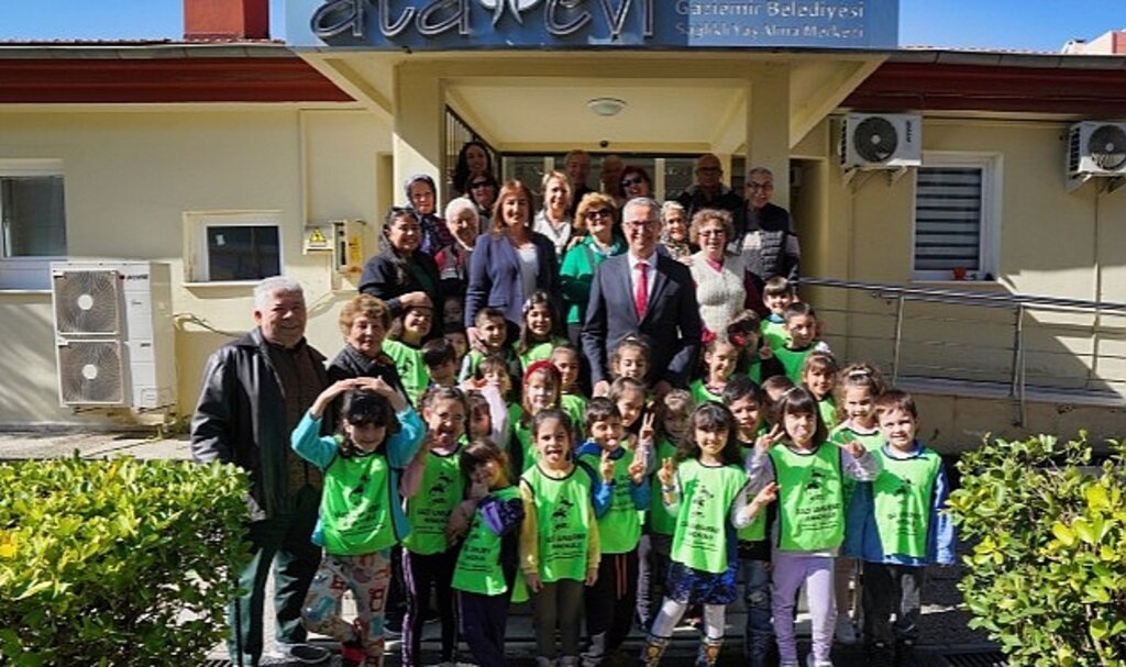 Ata Evi'nde fidanlar ile çınarlar buluştu