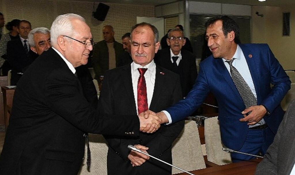 Başkan Selvitopu: Var gücümüzle sahadayız