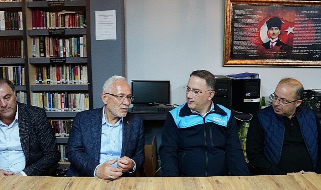 Beylikdüzü Belediye Başkanı Mehmet Murat Çalık, İlk İftarı Hatay'daki Depremzedelerle Birlikte Yaptı