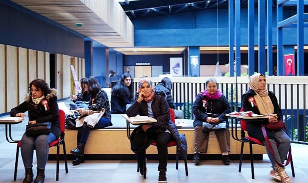 Beylikdüzü Belediyesi'nde Kadınlara Özel İstihdam Fuarı Yapıldı