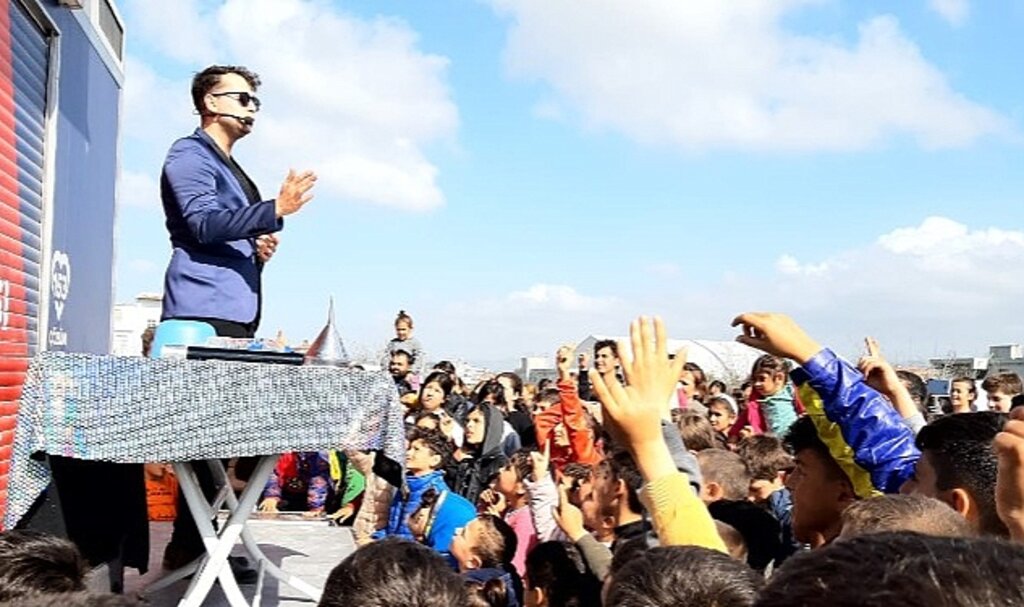 Hataylı Çocuklar Tiyatroyla Buluşuyor