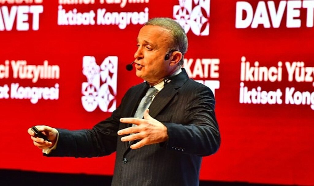 Manas: Kapitalizmin sonuna doğru geliyoruz