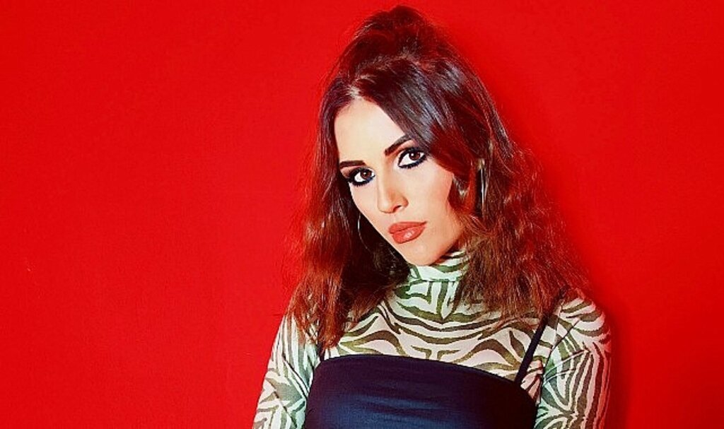 Nilhan'dan Filtresiz Bir Duygu Akışı: 