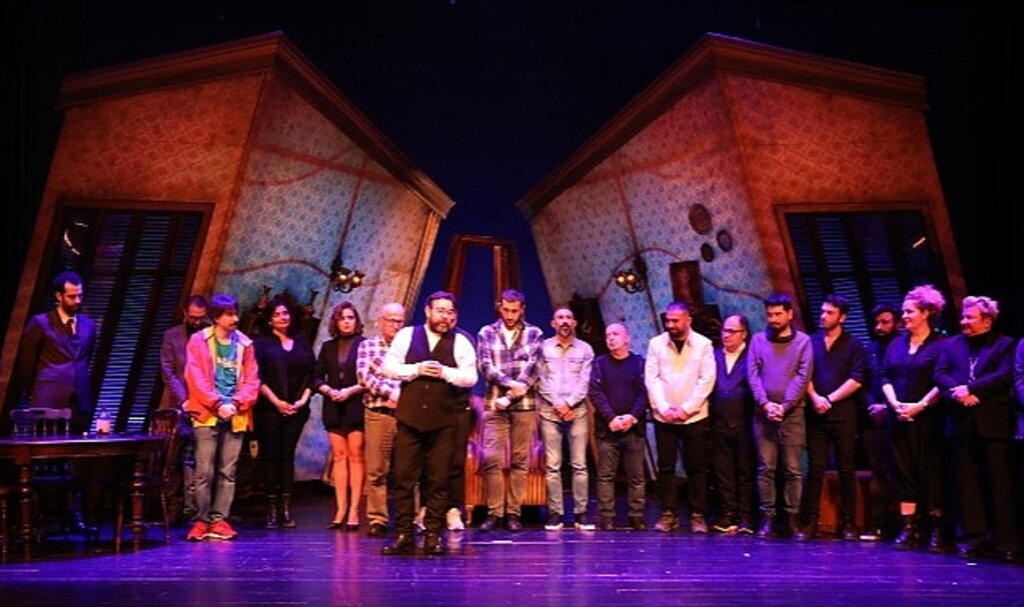 Usta Oyuncu Savaş Dinçel'in Eseri 