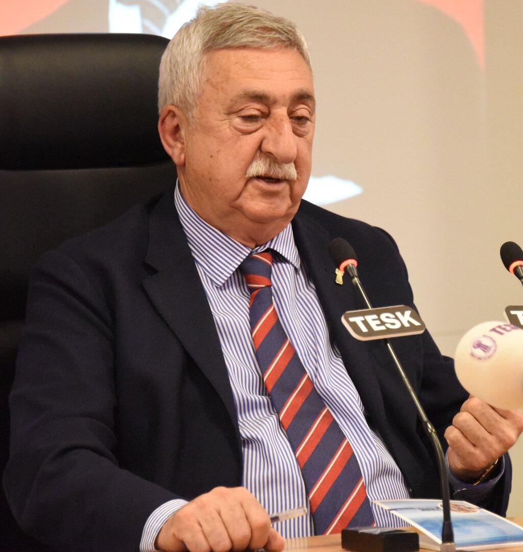 PALANDÖKEN, “DEPREM BİNALARININ YETİŞMESİ İÇİN ARA ELEMAN ŞART”