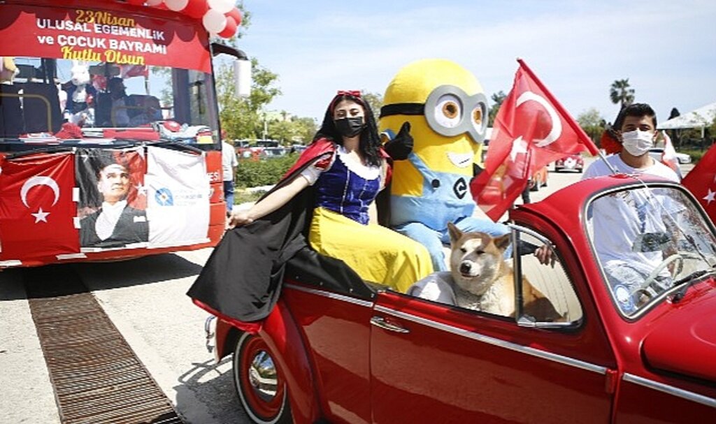 Antalya Büyükşehir Belediyesi 23 Nisan'ı Coşkuyla Kutlayacak