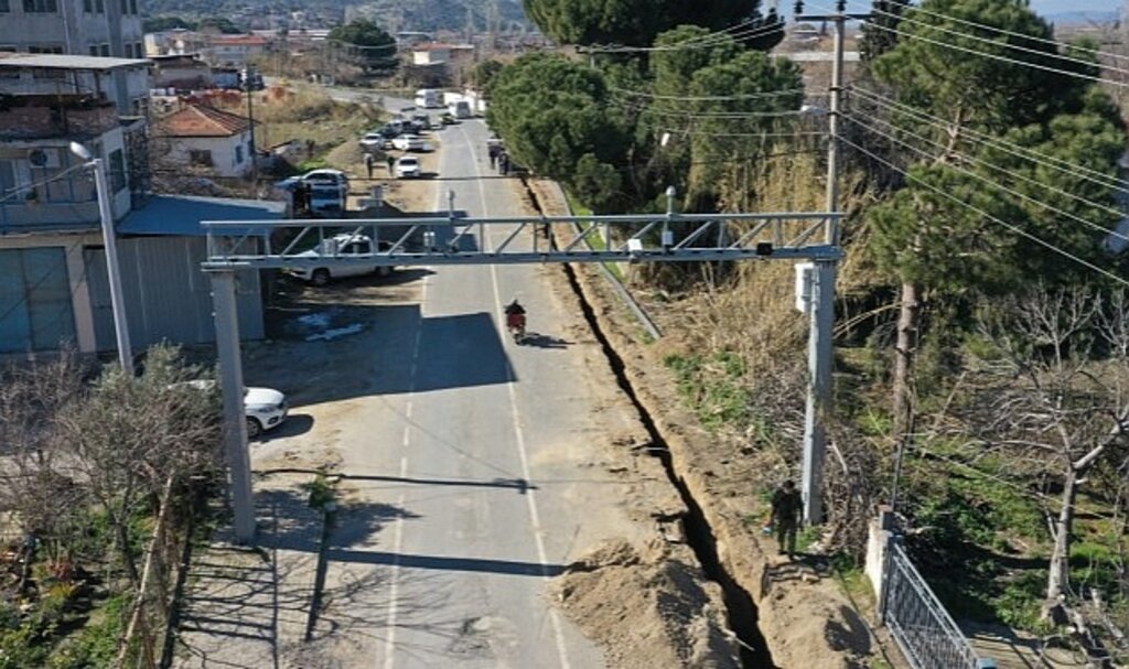 ASKİ, Koçarlı'nın Dört Mahallesini Daha Modern ve Kesintisiz Altyapıya Kavuşturdu