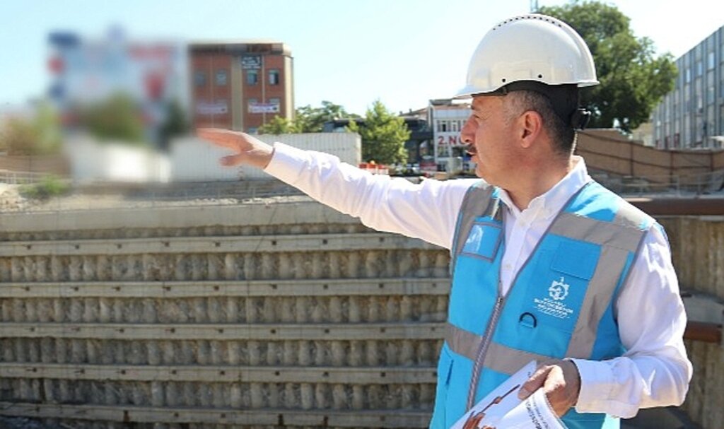 Başkan Büyükakın, 1 Mayıs'ta Deprem emekçilerini de unutmadı