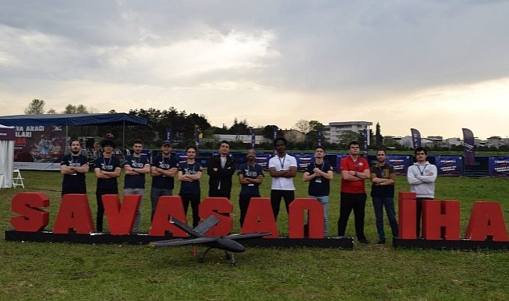 Büyükşehir E-Gençlik takımı Koustech, Teknofest'ten dereceyle döndü