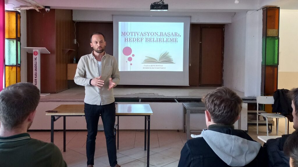 HEDEF YKS-2023 SEMİNERİ