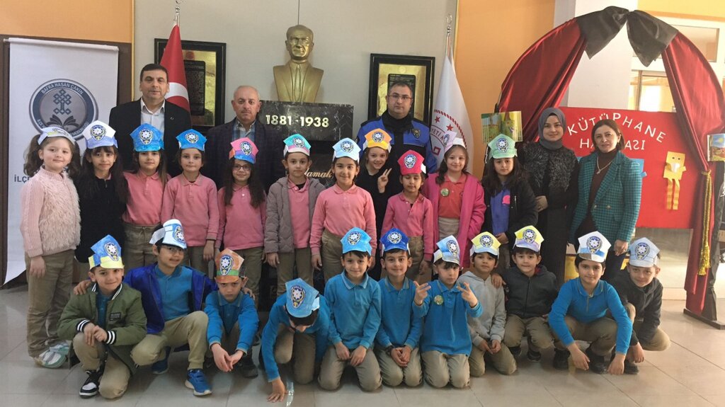 BAFRA İSMET İNÖNÜ İLKOKULU  2/D SINIFI KÜTÜPHANE GEZİSİ