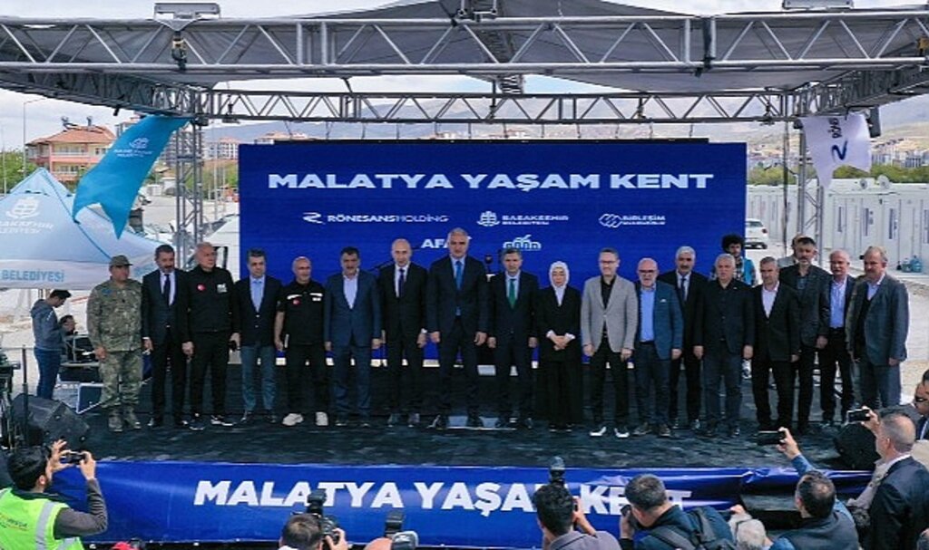 Malatya ve Adıyaman'da 10 bin kişilik konteyner kentlerde yaşam başladı
