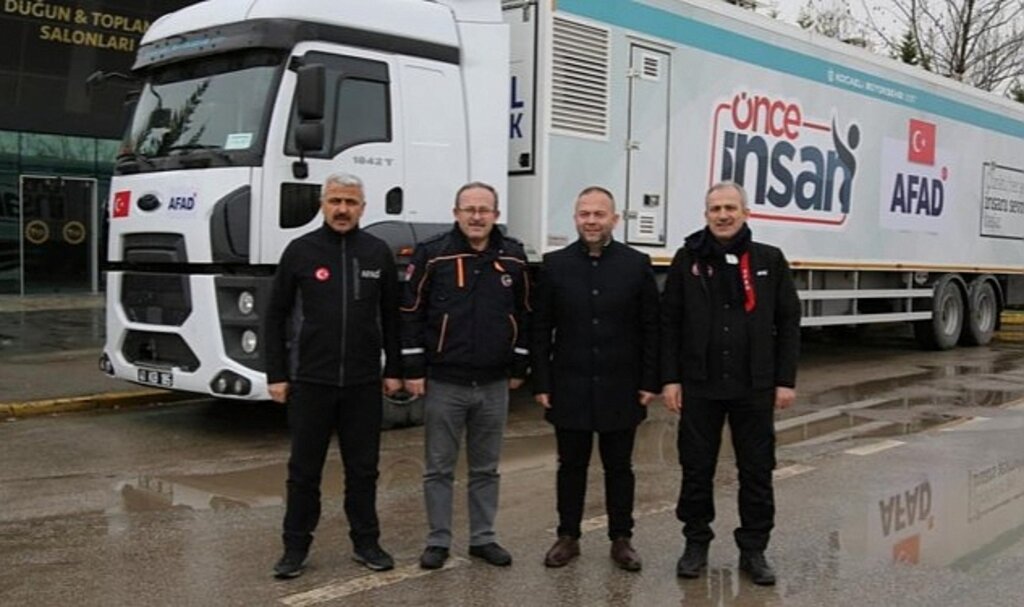 Ukrayna'daki mobil yemek tırı yurda döndü