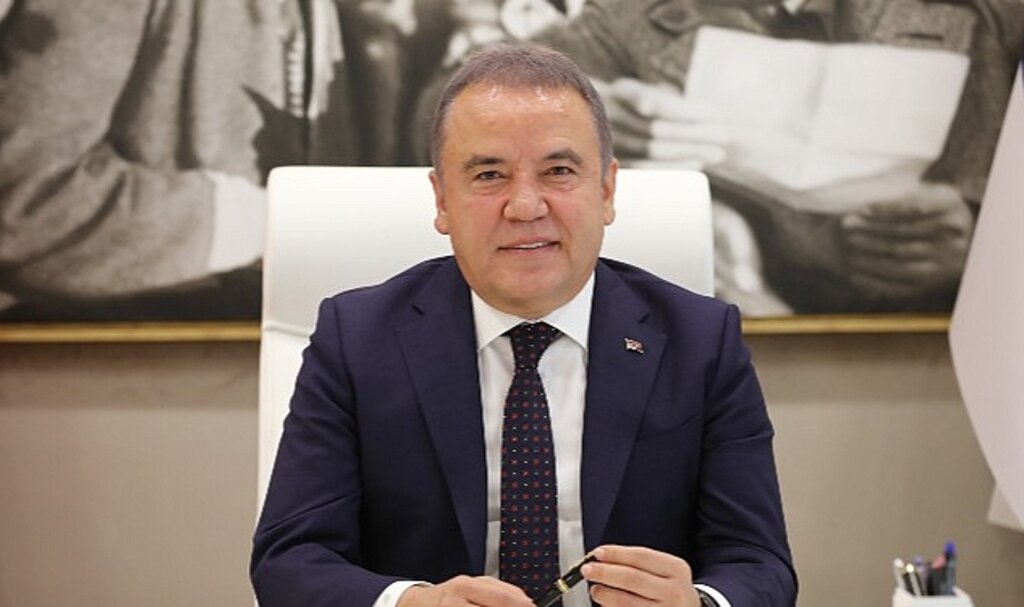 Başkan Muhittin Böcek'in Anneler Günü Mesajı