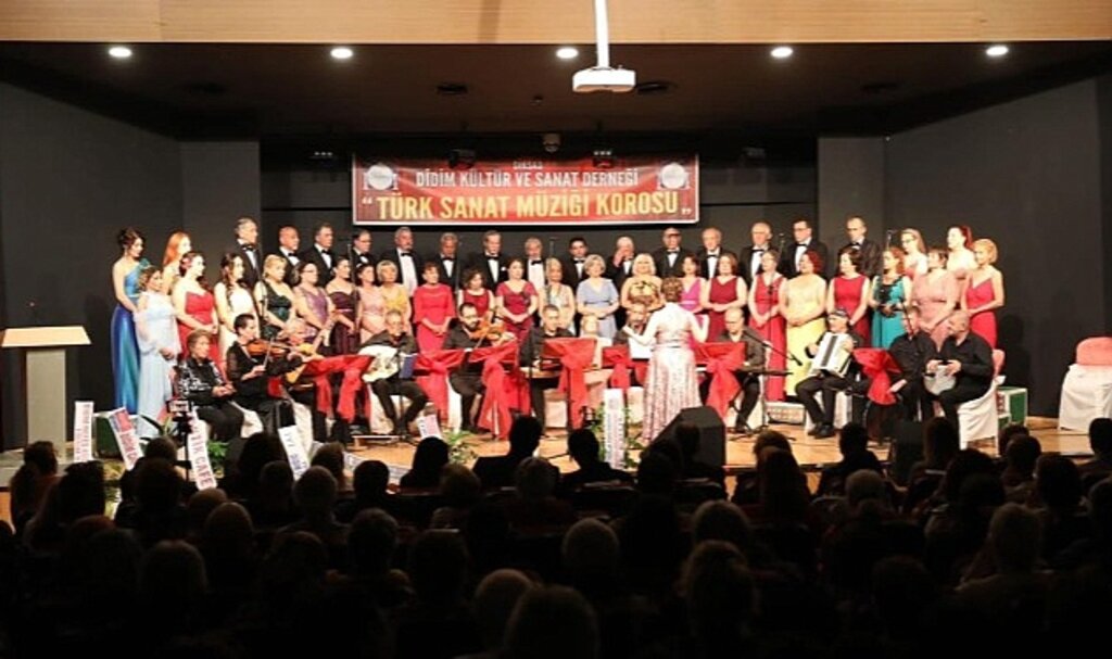 Didim'de DİKSAD Konseri Büyük Beğeni Topladı