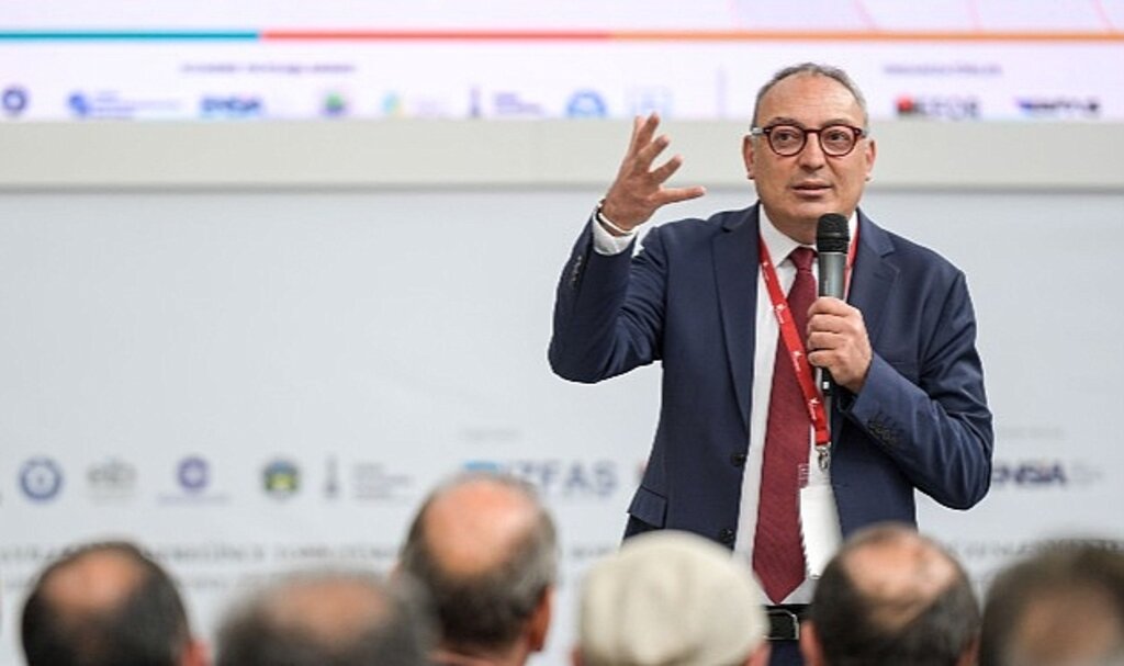 Gazeteci Cem Seymen,