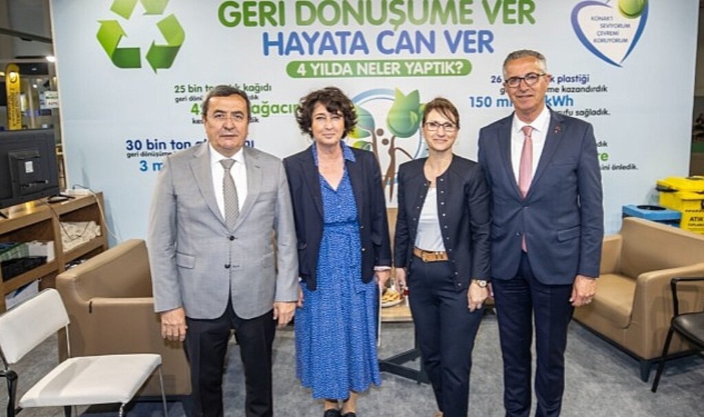 Konak Belediyesi Çevre ve Geri Dönüşüm Teknolojileri Fuarı'nda
