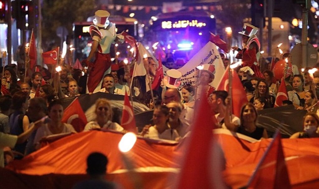 Narlıdere, 19 Mayıs'ı Fener Alayı İle Kutlayacak