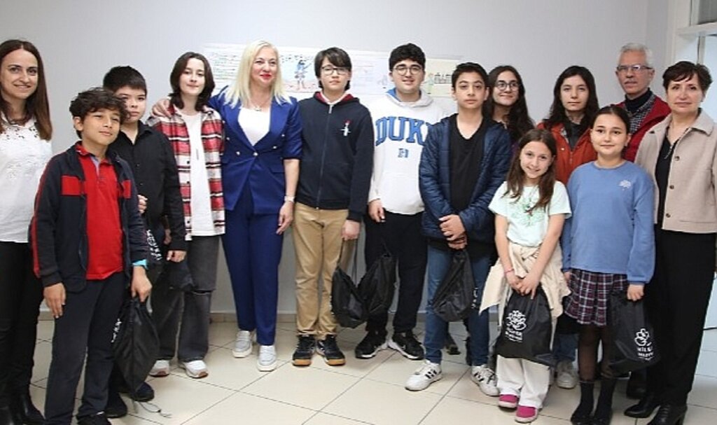 Nilüfer'in başarılı karikatüristlerine teşekkür