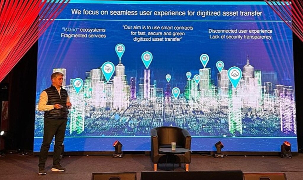 Togg CEO'su M. Gürcan Karakaş Avalanche Summit'te açıkladı Togg'dan bir ilk: Akıllı cihaz pasaportu