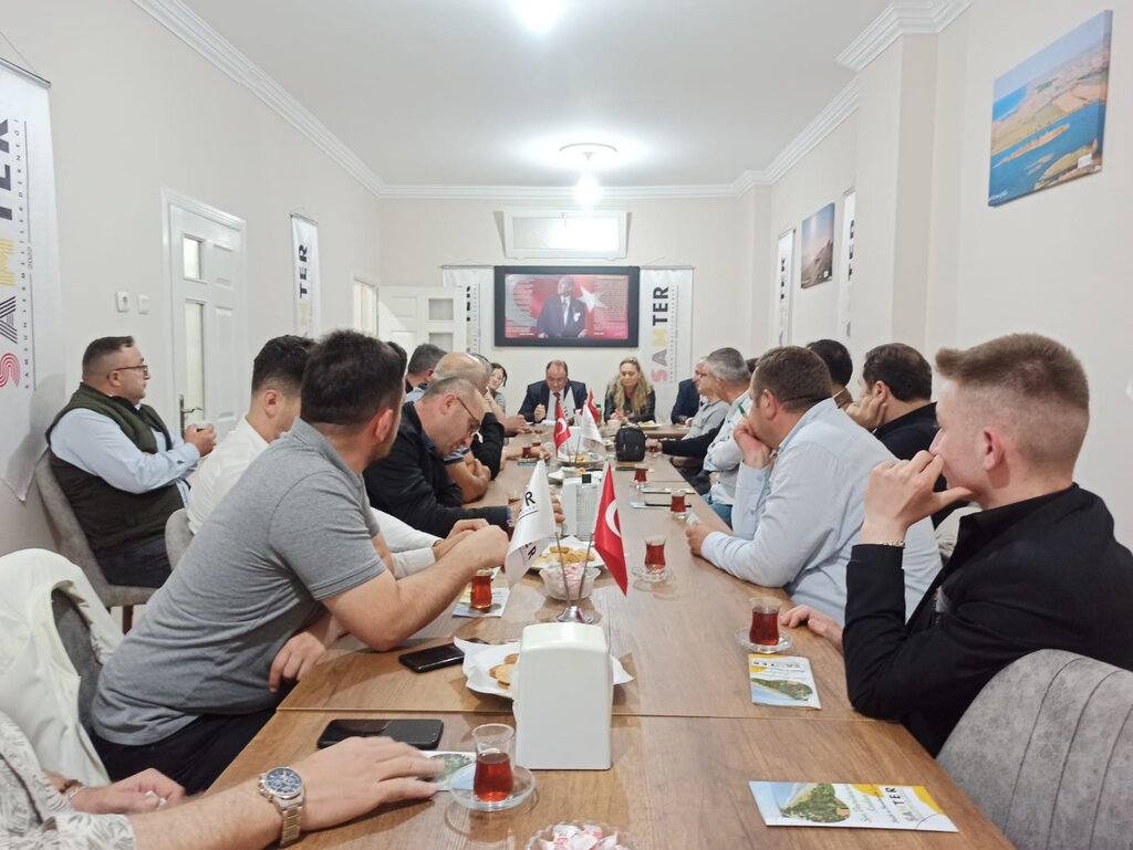 SAMTER YOĞUN KATILIMLI TOPLANTI YAPTI