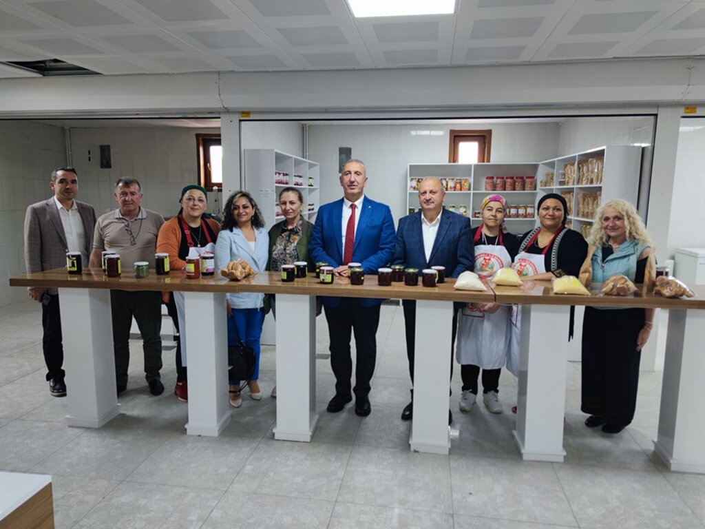 ÜNYE BELEDİYESİ KADINLARIN YANINDA