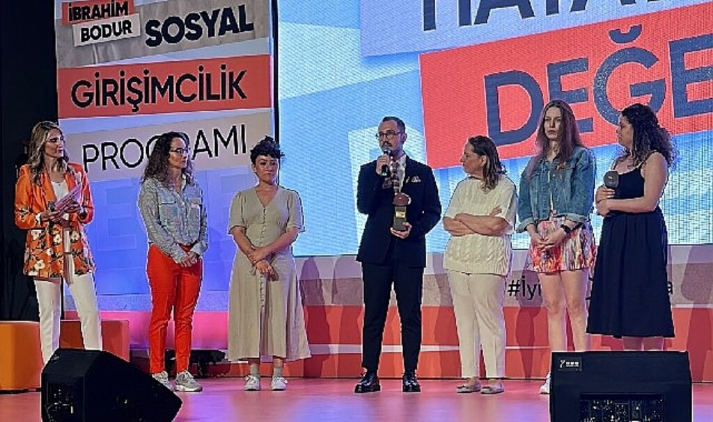 Afet Dayanışması Mentorluk Programı'na İş Birliği Ödülü