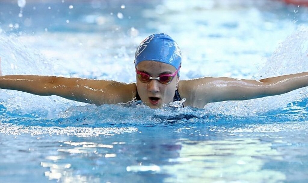 Aliağa Gençlik Merkezi'nde Yaz Dönemi Yüzme Kursları Başlıyor