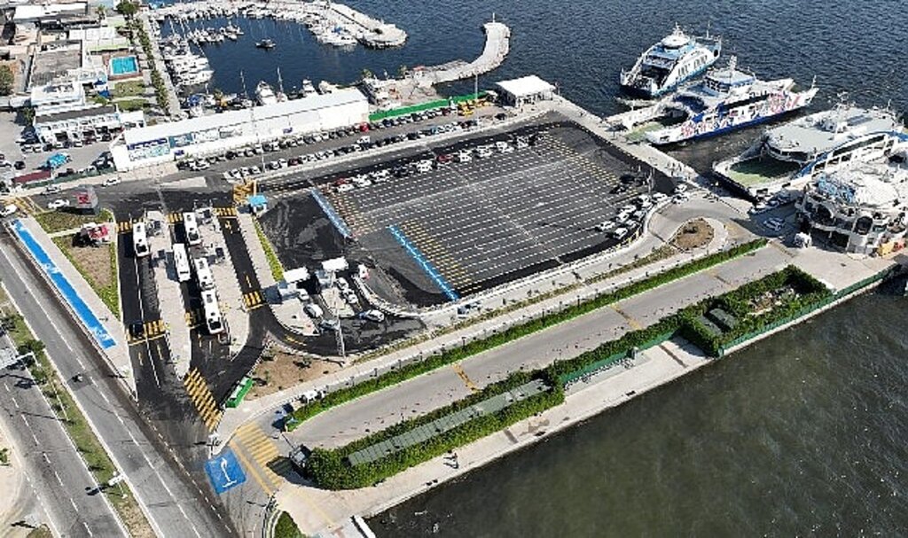 Başkan Soyer yenilenen Üçkuyular Feribot İskelesi'ni inceledi