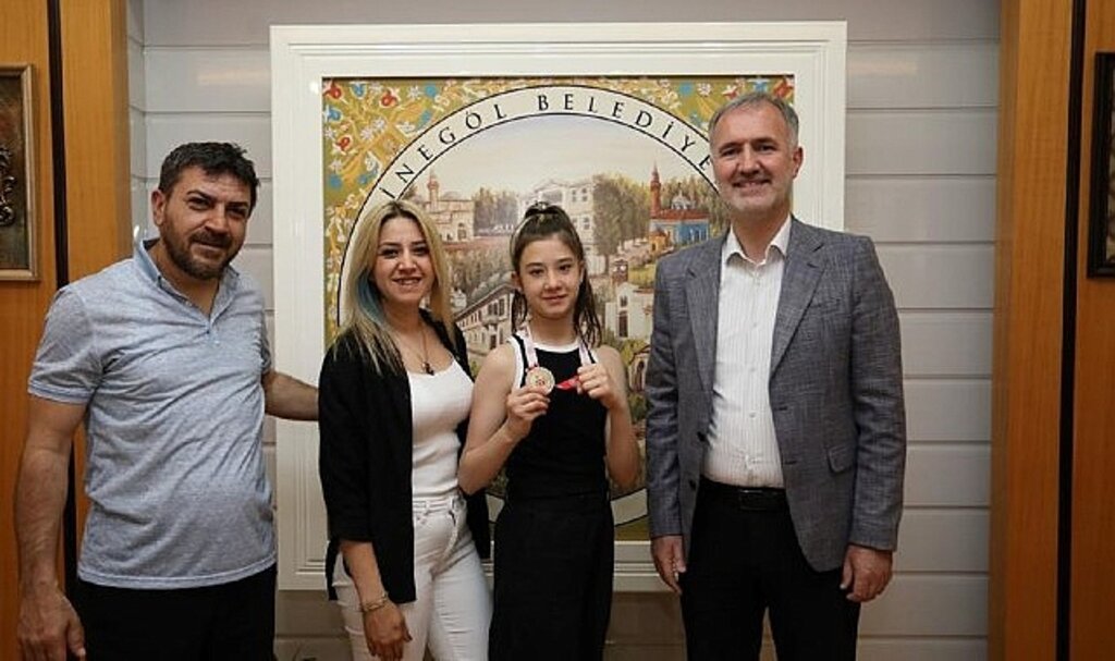 İnegöl Belediye Başkanı Taban Şampiyon Afra'yı Ağırladı