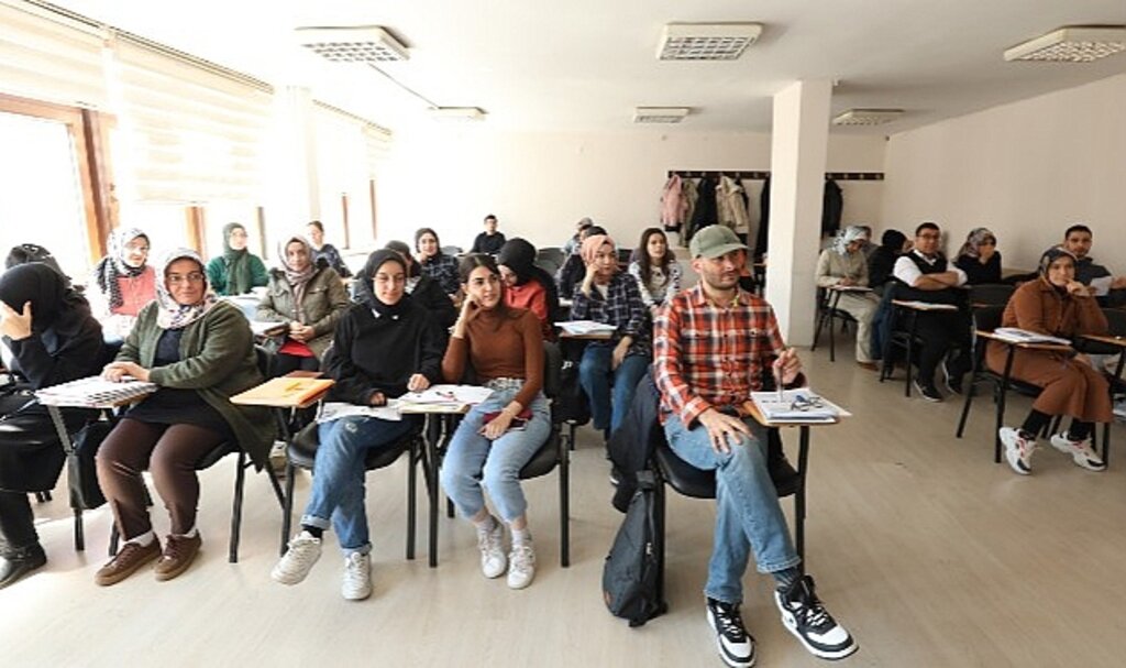 Komek'te Yaz Dönemi Kayıtları Başladı