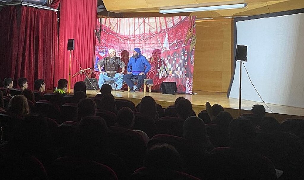 Kudüs Fatihi Selahaddin Eyyubi ZEYGEM Tiyatrosu'nda…