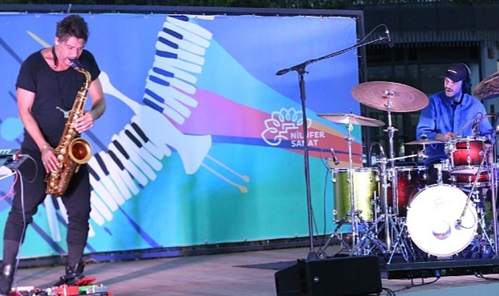 Müziğin ruhunu sallayan ritimler Meteor Balat'ta yankılandı