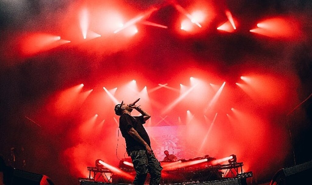 Ünlü rapçi Murda İstanbul'u salladı