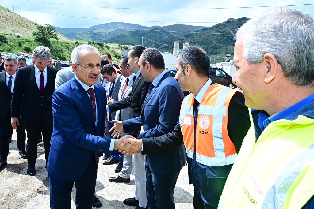 KOP GEÇİDİ İLE TİCARET VE TURİZM POTANSİYELİ ARTACAK