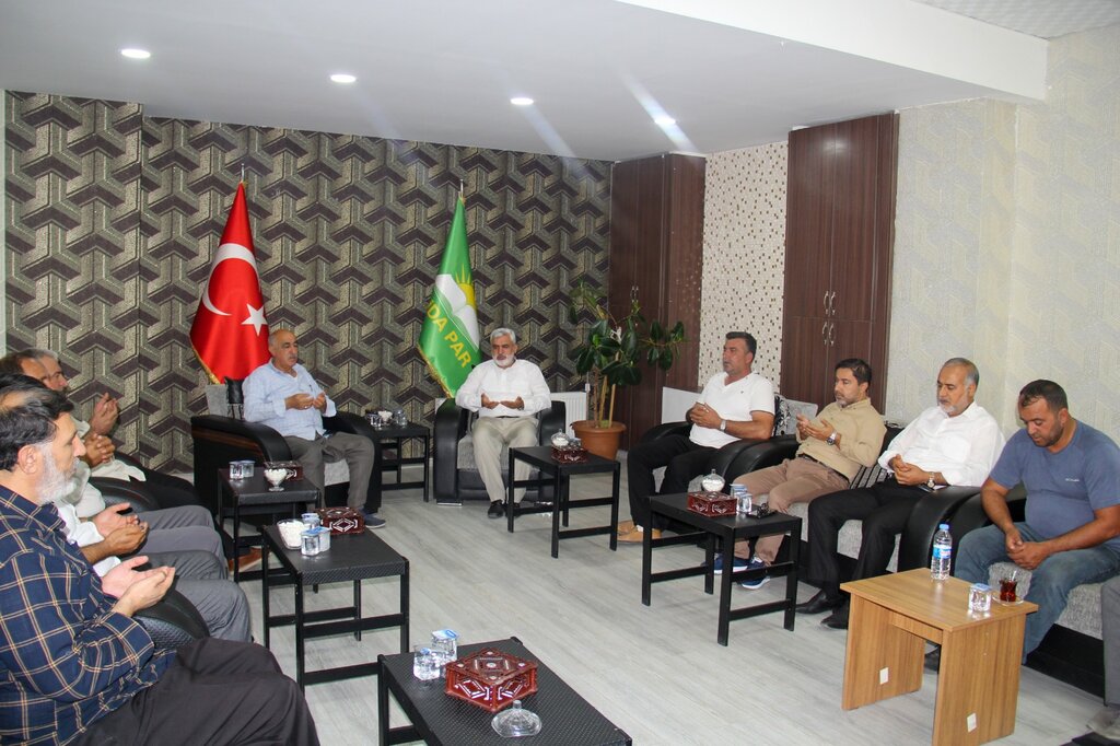 HÜDA PAR Diyarbakır İl Başkanlığı taziye ziyaretleri kabulüne başladı