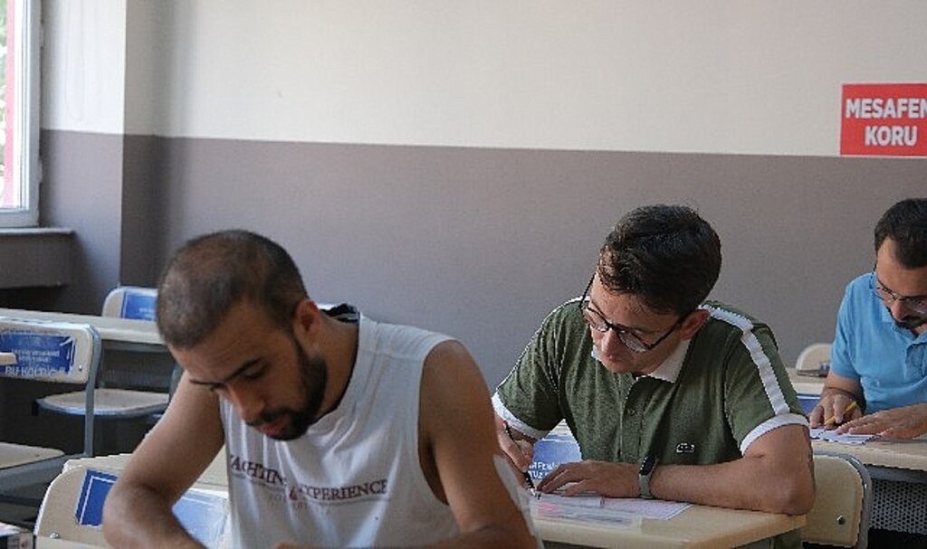 Aydın Büyükşehir Belediyesi hızlandırılmış KPSS kursuna yoğun ilgi 