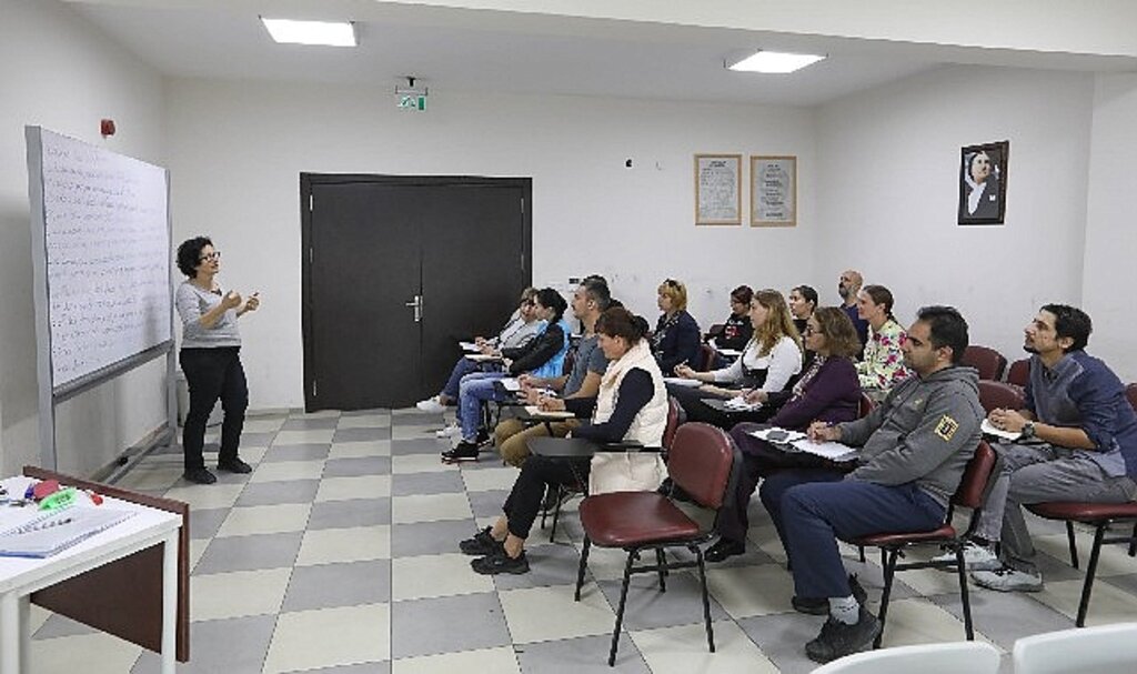 Aziz Nesin Bilgi Eğitim Merkezi'ndeki kurslara büyük ilgi