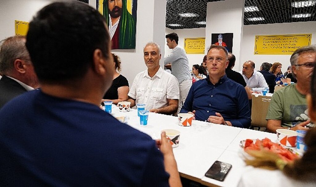 Başkan Çalık, canlarla oruç açtı