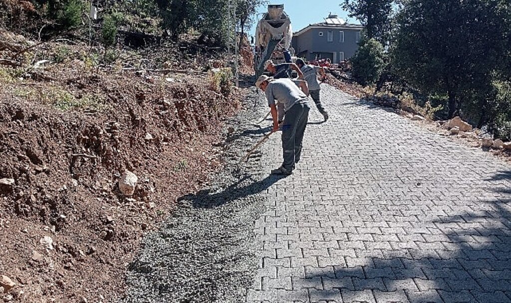 Beycik'te yol çalışmaları