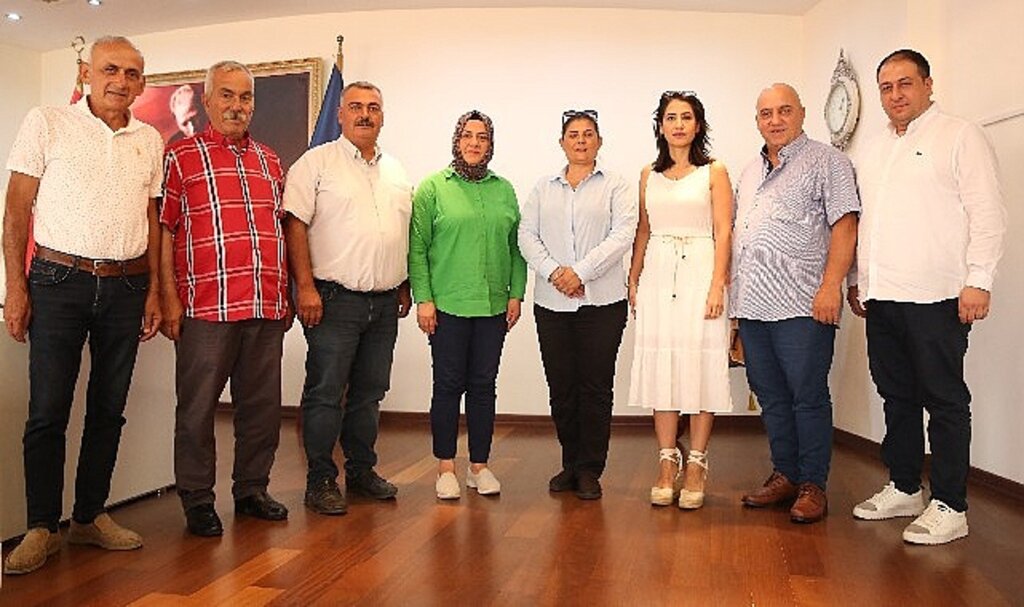 İncirliova'nın CHP ve İYİ Parti'li Belediye Meclis Üyeleri Başkan Çerçioğlu'nu ziyaret etti