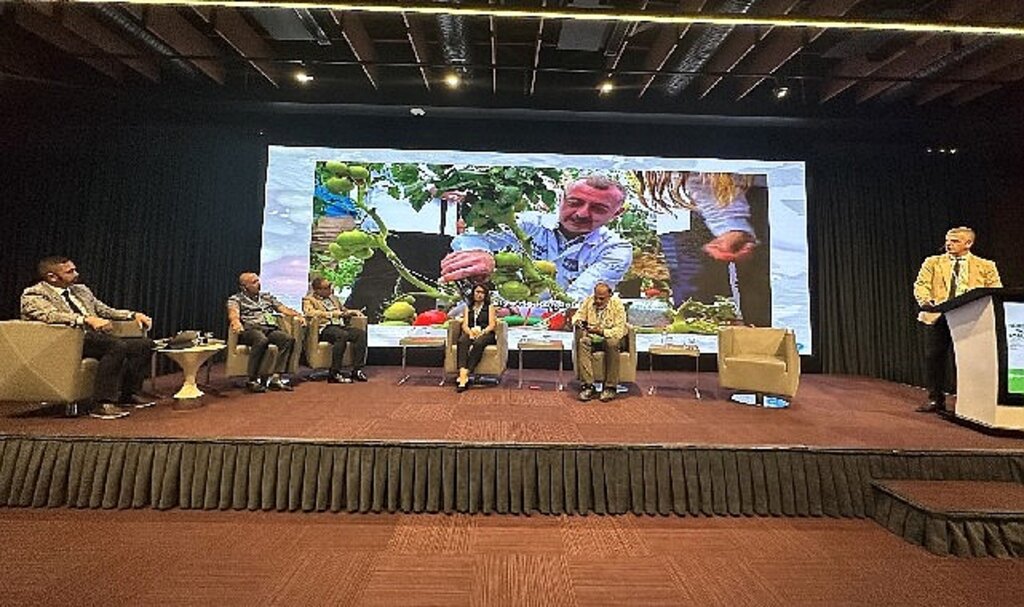 Kocaeli Büyükşehir'in projeleri Türkiye'ye örnek oluyor