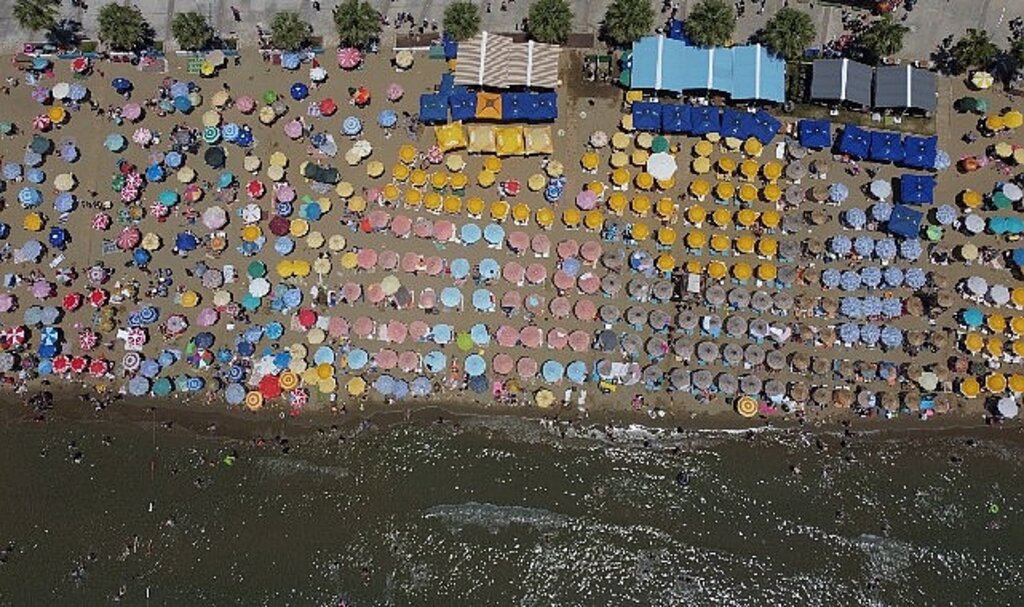 Menderes Milyonları Ağırladı