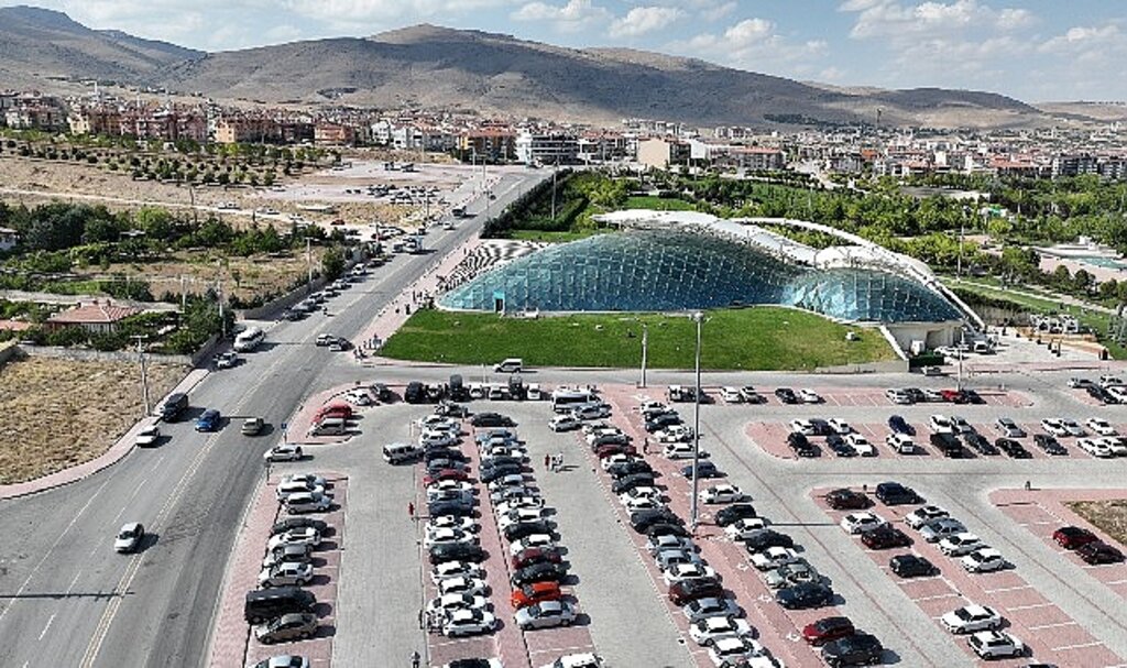 Selçuklu'nun sembol mekanları ziyaretçi akınına uğradı