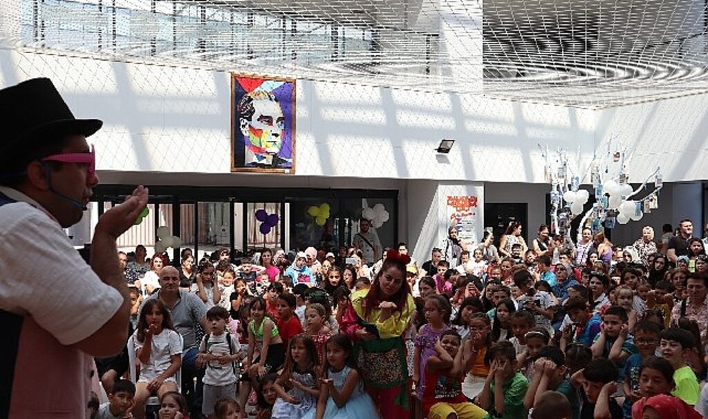 Yaz Atölyeleri'ne renkli açılış